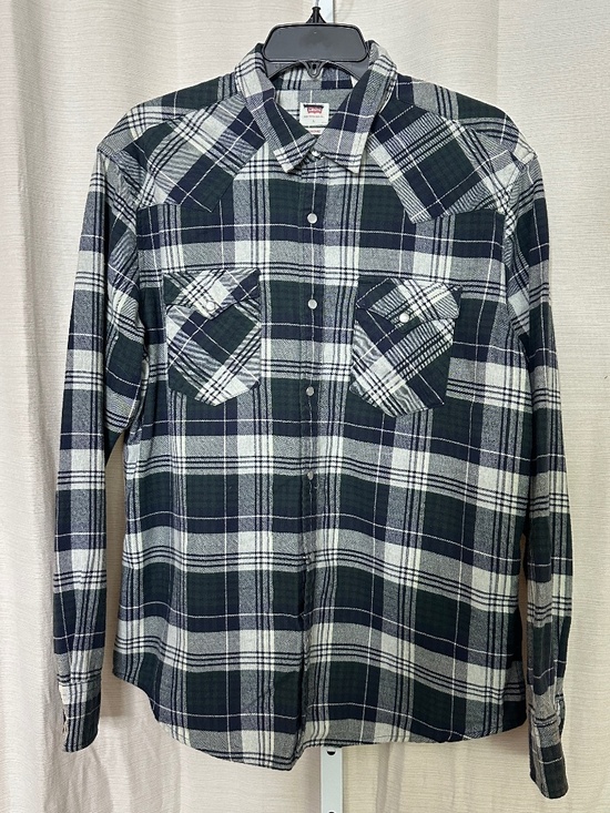 Levi's Other - Levis Flannel Shirt sz L pre-Loved